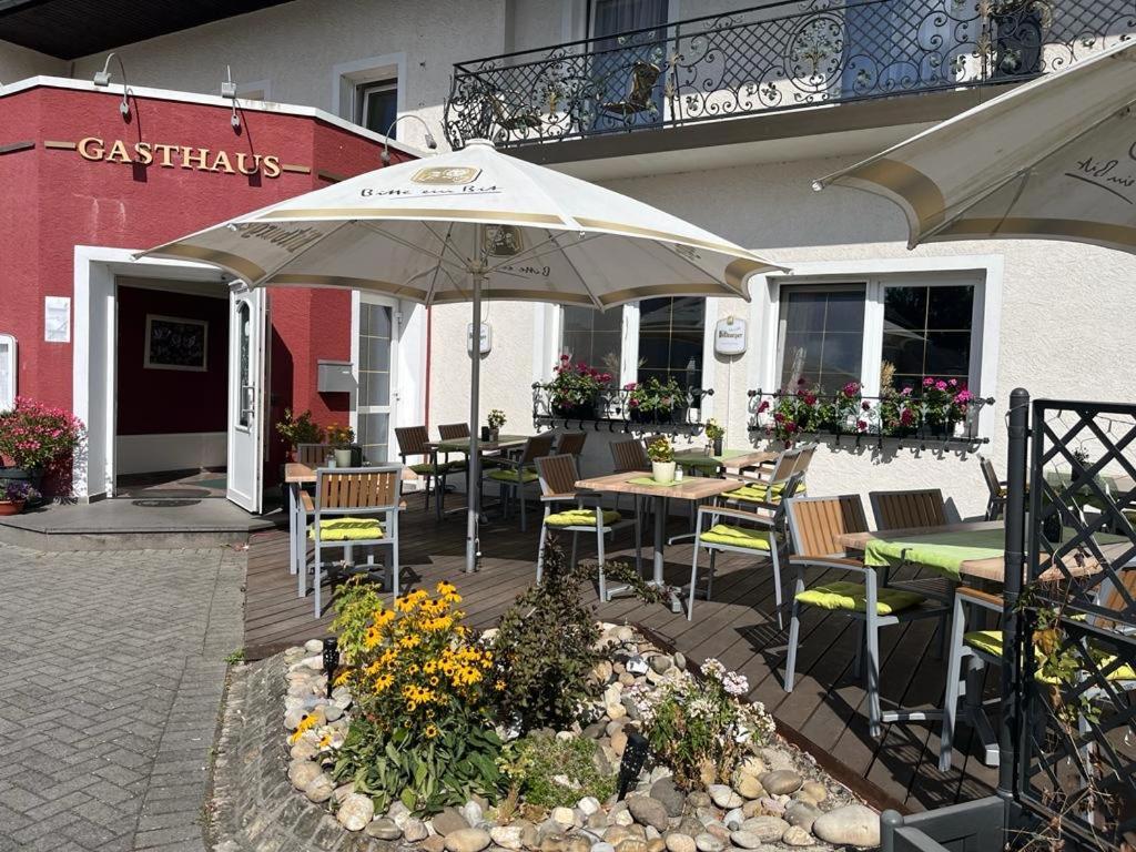 Gasthaus "Zur Alten Dorfschmiede" Metterich Kültér fotó